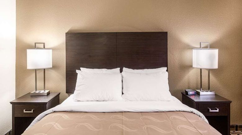 <b>Quality Inn Salt Lake City Room</b>. Images powered by <a href="https://iceportal.shijigroup.com/" title="IcePortal" target="_blank">IcePortal</a>.