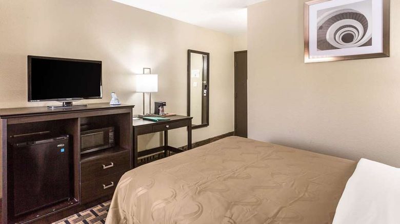 <b>Quality Inn Salt Lake City Room</b>. Images powered by <a href="https://iceportal.shijigroup.com/" title="IcePortal" target="_blank">IcePortal</a>.