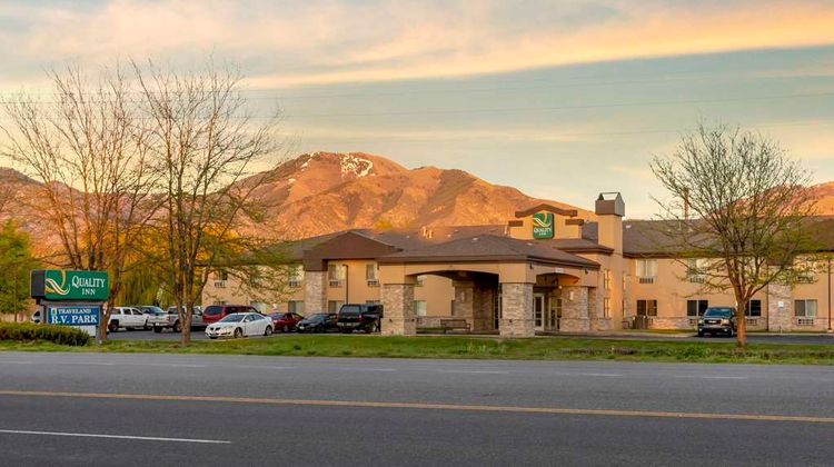 Quality Inn Exterior