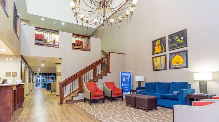 Comfort Inn City Center Lobby