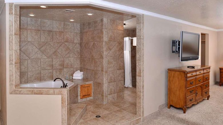 <b>Quality Inn Vernal Room</b>. Images powered by <a href="https://iceportal.shijigroup.com/" title="IcePortal" target="_blank">IcePortal</a>.