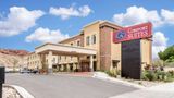 Comfort Suites Exterior