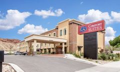 Comfort Suites