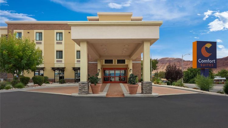 Comfort Suites Moab Near Arches National Park Exterior