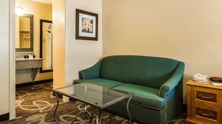 <b>Quality Inn Bryce Canyon Room</b>. Images powered by <a href="https://iceportal.shijigroup.com/" title="IcePortal" target="_blank">IcePortal</a>.