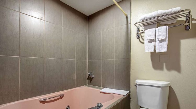 Rodeway Inn Suite