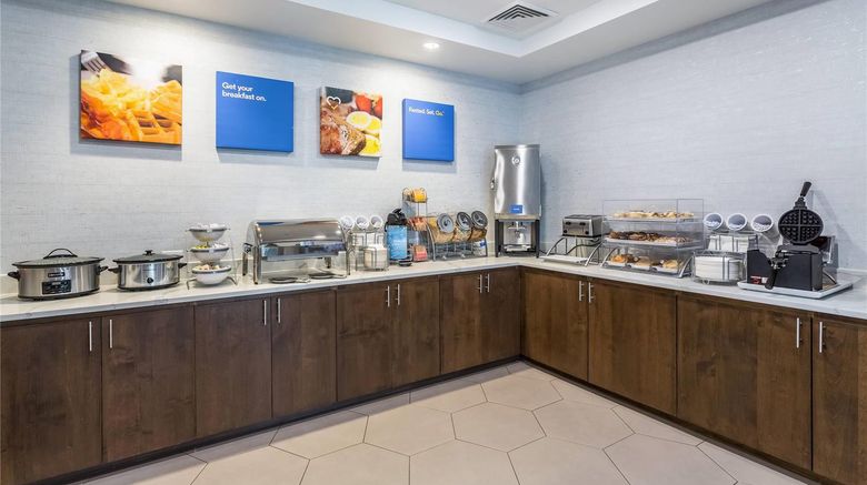 <b>Comfort Inn & Suites Salt Lake Airport Restaurant</b>. Images powered by <a href="https://iceportal.shijigroup.com/" title="IcePortal" target="_blank">IcePortal</a>.