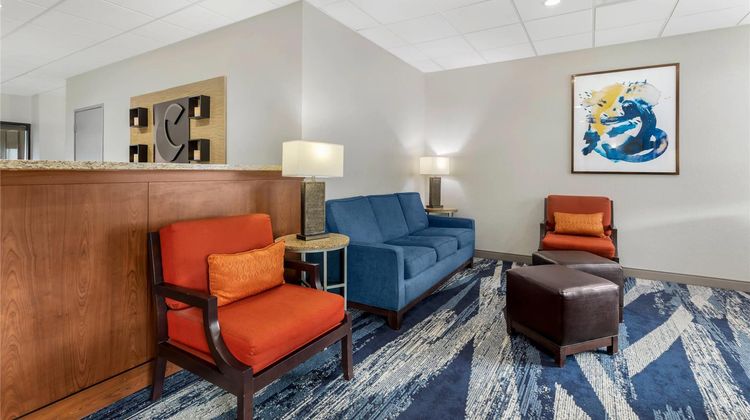 Comfort Inn Ballard Lobby