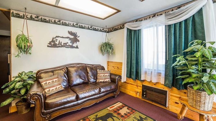 Rodeway Inn Lobby
