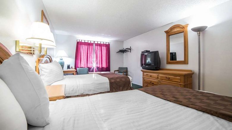 <b>Rodeway Inn Room</b>. Images powered by <a href="https://iceportal.shijigroup.com/" title="IcePortal" target="_blank">IcePortal</a>.
