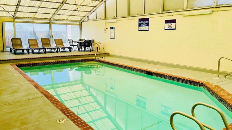 Quality Inn, Price Pool