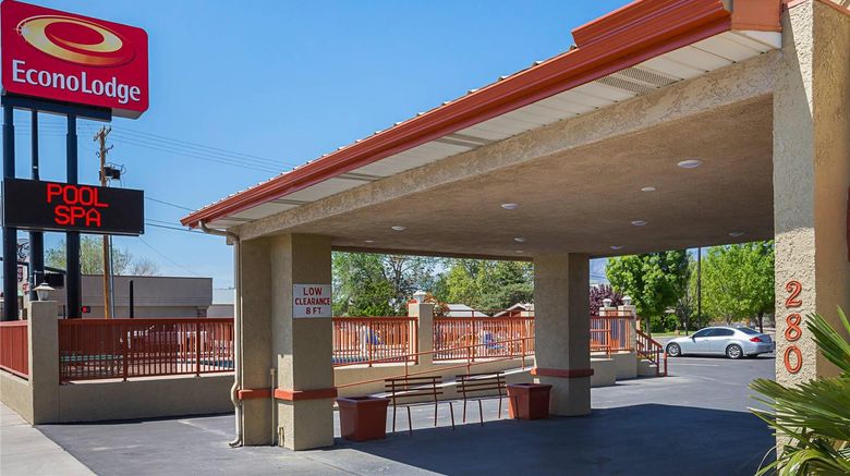 Econo Lodge in Hurricane Exterior. Images powered by <a href="https://iceportal.shijigroup.com" target="_blank" rel="noopener">Ice Portal</a>.