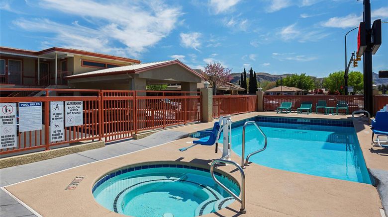 <b>Econo Lodge in Hurricane Pool</b>. Images powered by <a href="https://iceportal.shijigroup.com/" title="IcePortal" target="_blank">IcePortal</a>.