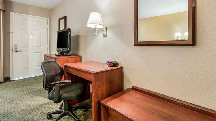 Quality Inn Room