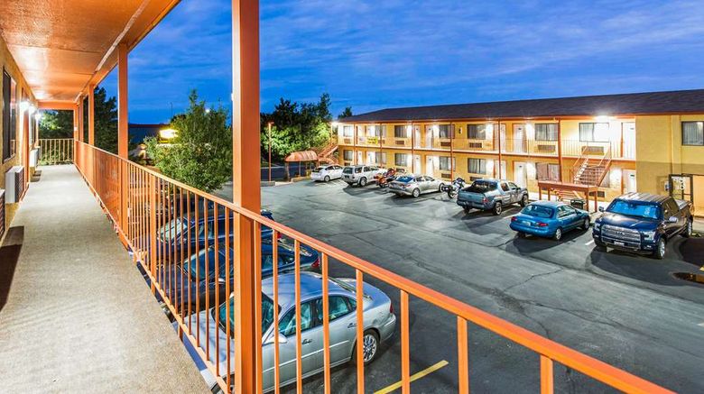 <b>Quality Inn Exterior</b>. Images powered by <a href="https://iceportal.shijigroup.com/" title="IcePortal" target="_blank">IcePortal</a>.