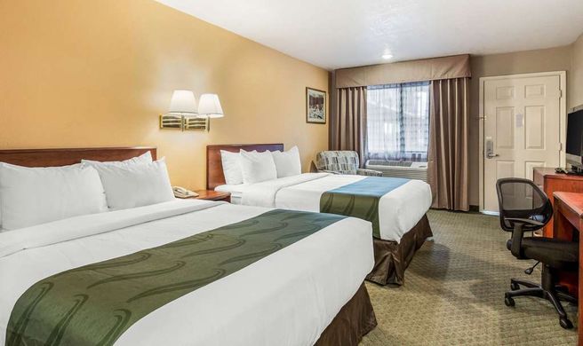 Quality Inn Exterior