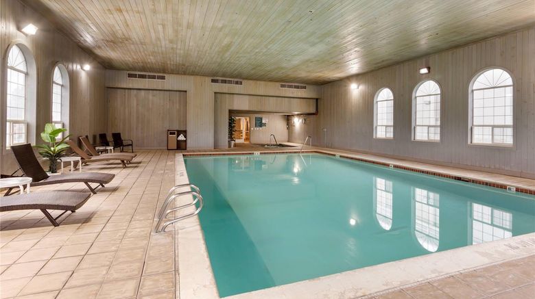 <b>Quality Inn Pool</b>. Images powered by <a href="https://iceportal.shijigroup.com/" title="IcePortal" target="_blank">IcePortal</a>.