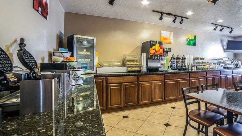 <b>Quality Inn Zion Park Area Restaurant</b>. Images powered by <a href="https://iceportal.shijigroup.com/" title="IcePortal" target="_blank">IcePortal</a>.