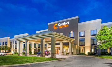 Comfort Suites