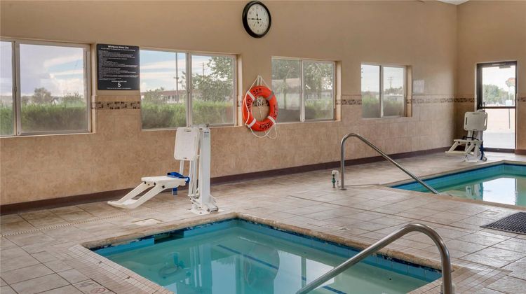 Comfort Inn Pool