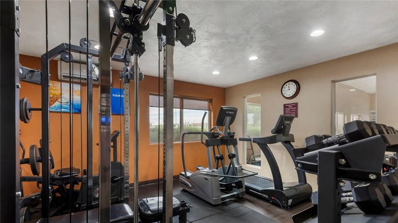 <b>Comfort Inn Health</b>. Images powered by <a href="https://iceportal.shijigroup.com/" title="IcePortal" target="_blank">IcePortal</a>.