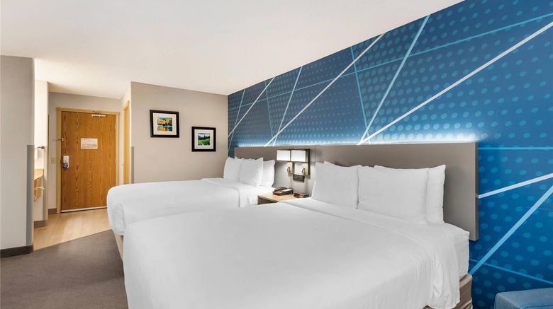 <b>Comfort Inn Room</b>. Images powered by <a href="https://iceportal.shijigroup.com/" title="IcePortal" target="_blank">IcePortal</a>.