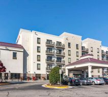 Comfort Suites Southpark Exterior