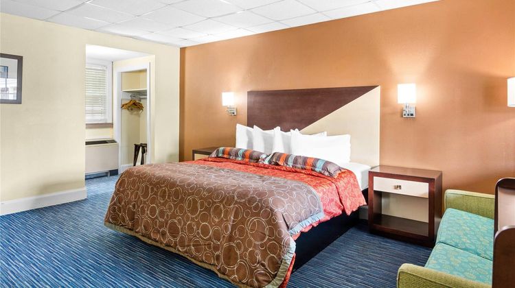 Rodeway Inn Williamsburg Historic Area Room