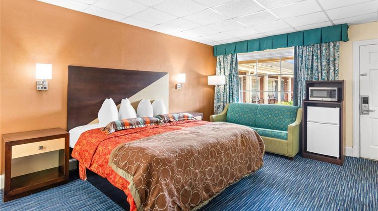 Rodeway Inn Williamsburg Historic Area Room