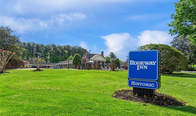 Rodeway Inn Williamsburg Historic Area Exterior
