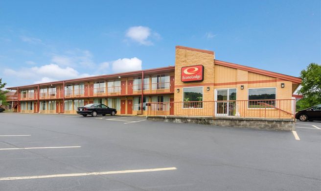 Econo Lodge Exterior