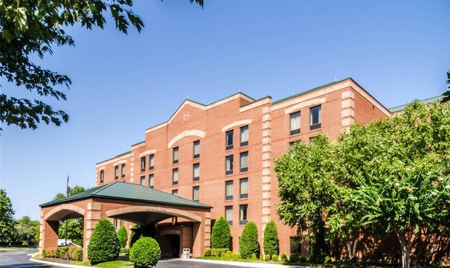 Comfort Suites Innsbrook Exterior
