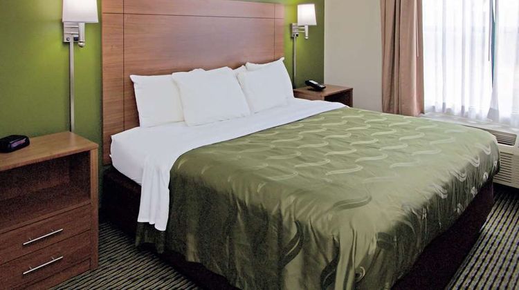 Quality Suites Lake Wright-Norfolk Arpt Room