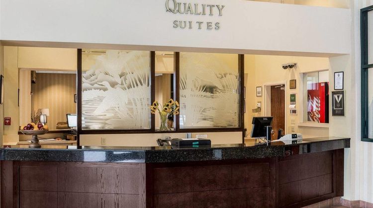 Quality Suites Lake Wright-Norfolk Arpt Lobby