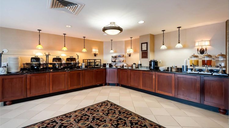 Arlington Court Suites, Clarion Coll. Restaurant