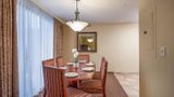 Arlington Court Suites, Clarion Coll. Room