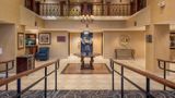 Arlington Court Suites, Clarion Coll. Lobby