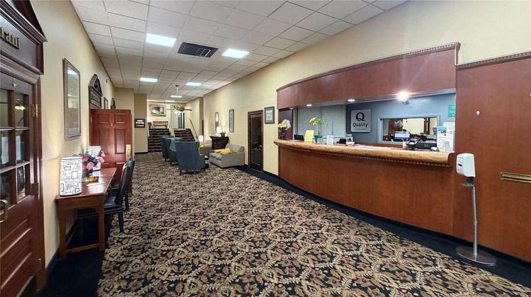 Quality Inn Shenandoah Valley Lobby