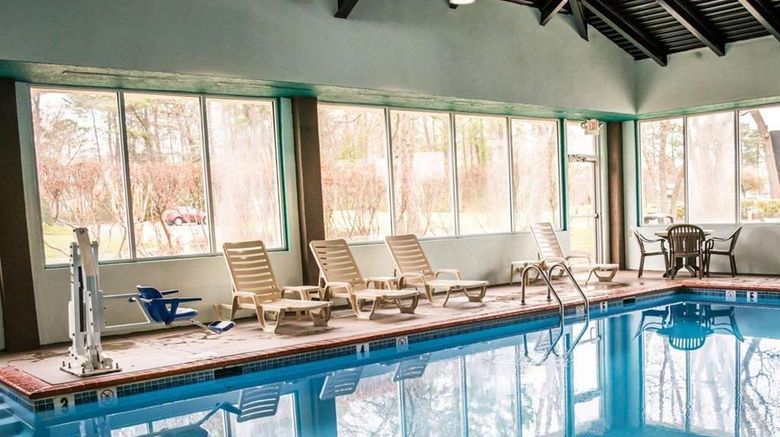 <b>Sleep Inn Historic Williamsburg Pool</b>. Images powered by <a href="https://iceportal.shijigroup.com/" title="IcePortal" target="_blank">IcePortal</a>.