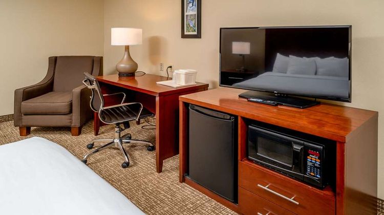 Comfort Inn and Suites Grundy Suite