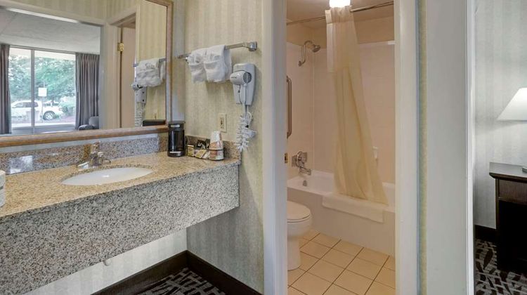 Quality Inn Room