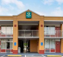 Quality Inn Exterior