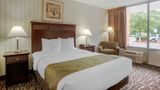 <b>Quality Inn Room</b>. Images powered by <a href="https://iceportal.shijigroup.com/" title="IcePortal" target="_blank">IcePortal</a>.
