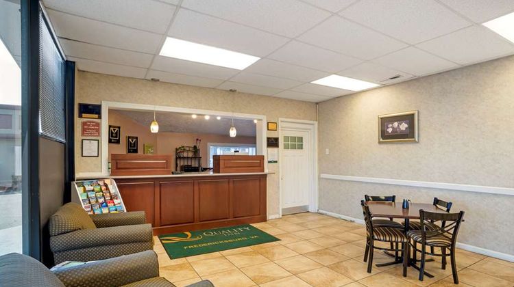 Quality Inn Lobby