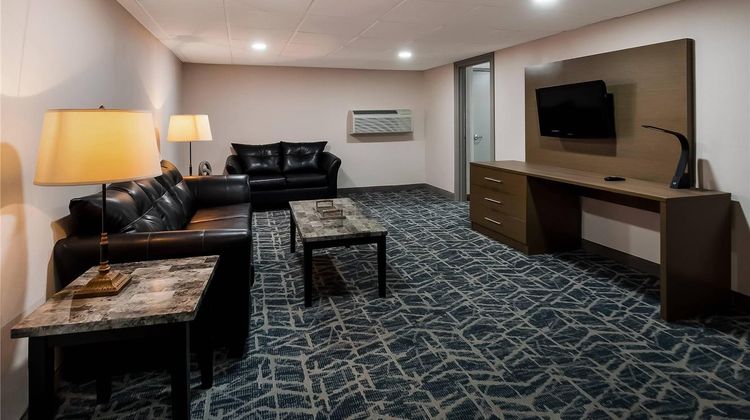 Comfort Inn Falls Church - Tysons Corner Suite