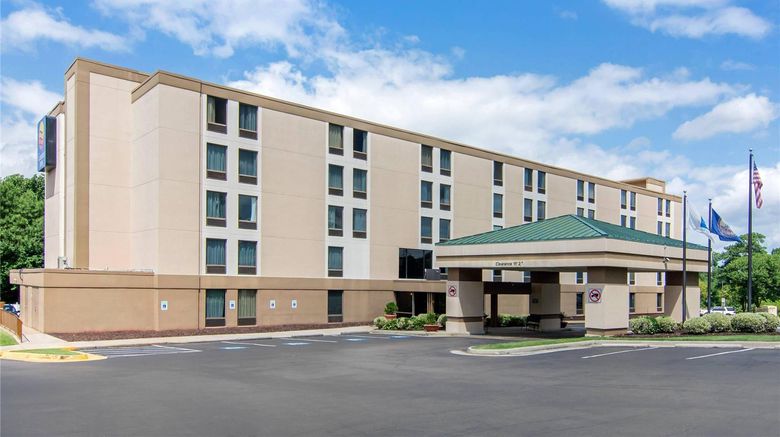 <b>Comfort Inn Exterior</b>. Images powered by <a href="https://iceportal.shijigroup.com/" title="IcePortal" target="_blank">IcePortal</a>.