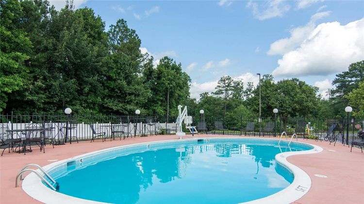Comfort Inn Pool