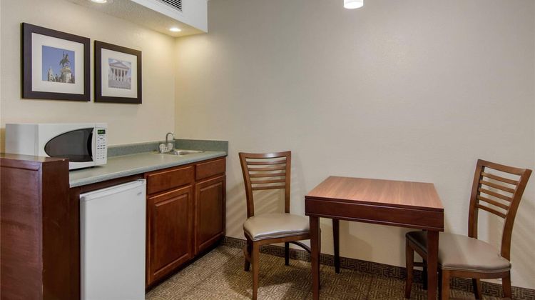 Comfort Inn Suite