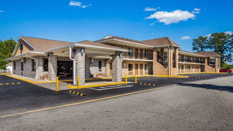 Quality Inn and Suites Suffolk West Exterior