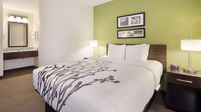 <b>Sleep Inn Tanglewood Room</b>. Images powered by <a href="https://iceportal.shijigroup.com/" title="IcePortal" target="_blank">IcePortal</a>.